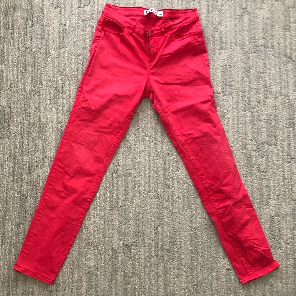 Aritzia TNA skinny red denim pants